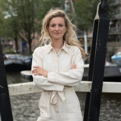 Simone van den Akker
